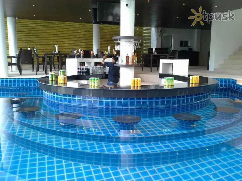 Фото отеля Oceanview Treasure Hotel & Residence 4* о. Пхукет Таиланд экстерьер и бассейны