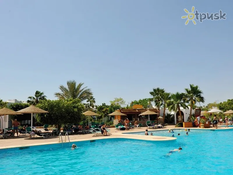 Фото отеля Domina Coral Bay Aquamarine 5* Šarm eš Šeiha Ēģipte ārpuse un baseini