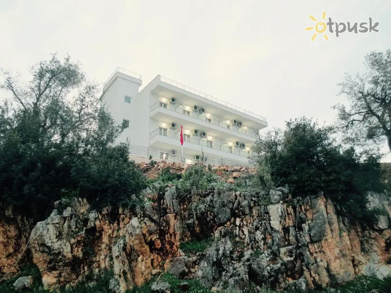 Фото отеля Mira Mare Hotel 4* Ксамил Албания экстерьер и бассейны