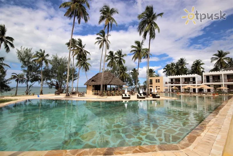 Фото отеля Zanzibar Bay Resort 4* Уроа Танзания экстерьер и бассейны