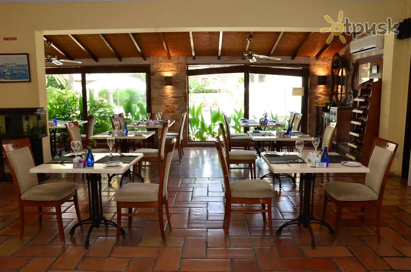 Фото отеля Panareti Paphos Resort 3* Patosas Kipras barai ir restoranai
