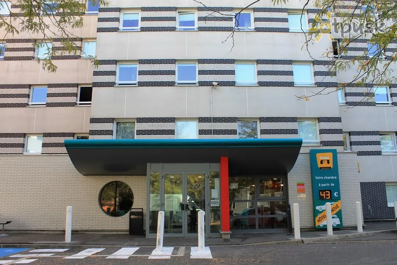 Фото отеля F1 Gennevilliers Asnieres 2* Париж Франция экстерьер и бассейны