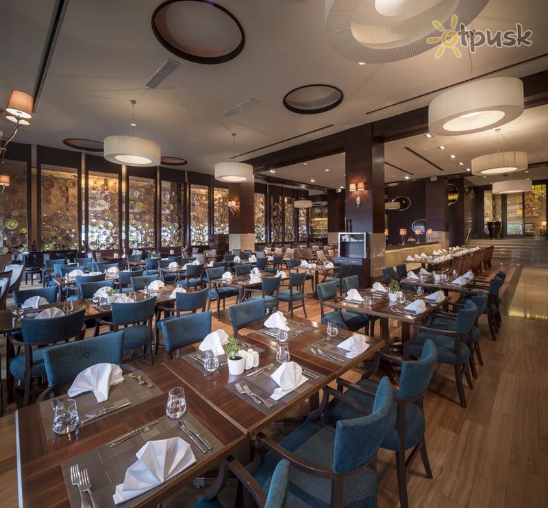 Фото отеля Titanic Business Kartal 5* Стамбул Турция бары и рестораны