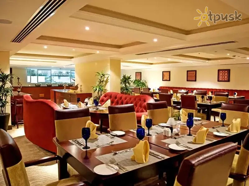 Фото отеля Swiss Belhotel Doha 4* Доха Катар бари та ресторани