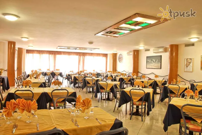 Фото отеля Scacciapensieri Hotel 3* Tirēnu jūras piekraste Itālija bāri un restorāni