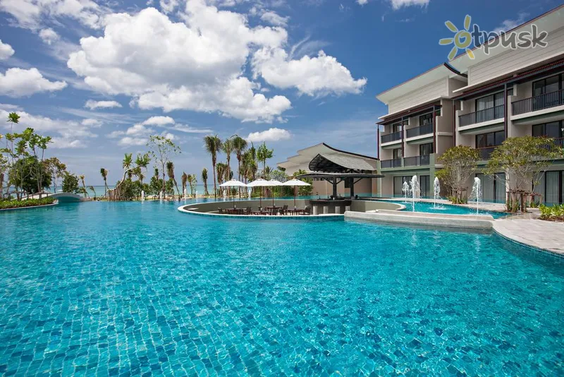 Фото отеля Le Meridien Khao Lak Resort & Spa 5* Као Лак Таиланд экстерьер и бассейны