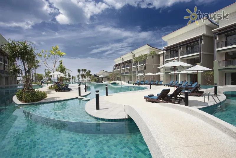Фото отеля Le Meridien Khao Lak Resort & Spa 5* Као Лак Таїланд екстер'єр та басейни