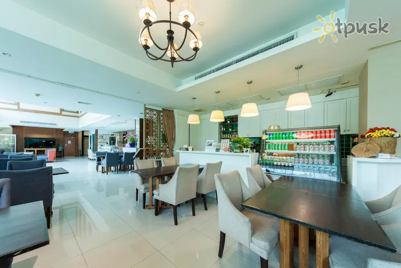 Фото отеля Lantana Resort Hotel 3* Бангкок Таїланд бари та ресторани