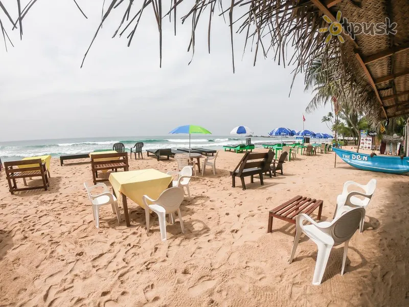Фото отеля Apollo Hotel 2* Хиккадува Шри-Ланка пляж
