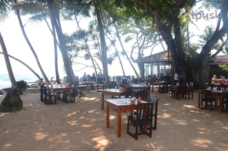 Фото отеля Sri Gemunu Beach Resort 3* Унаватуна Шрі Ланка бари та ресторани