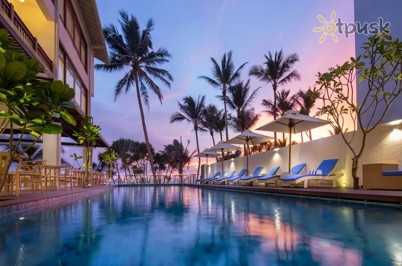 Фото отеля Lucky Elephant Hotel 4* Хіккадува Шрі Ланка екстер'єр та басейни