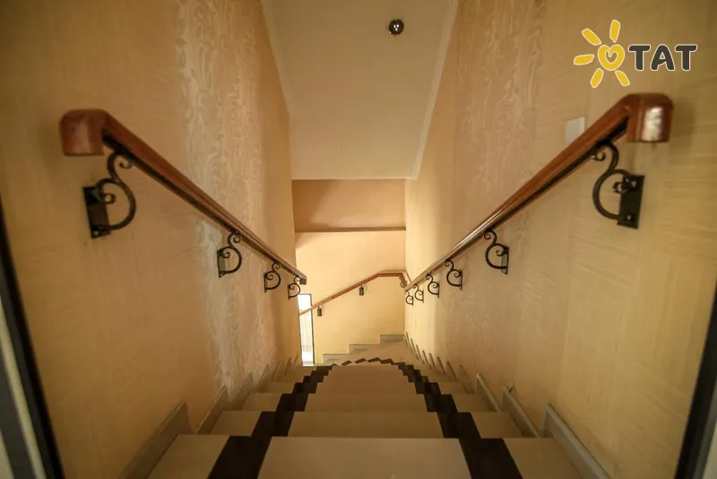 Фото отеля Georgian Palace 3* Тбілісі Грузія лобі та інтер'єр