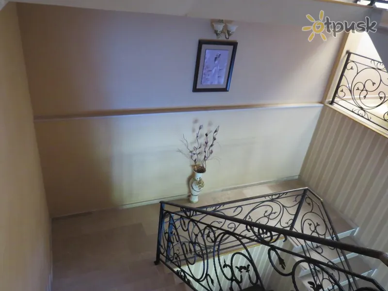 Фото отеля Nirvana Hotel 3* Тбілісі Грузія лобі та інтер'єр