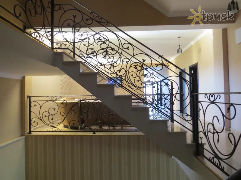 Фото отеля Nirvana Hotel 3* Тбілісі Грузія лобі та інтер'єр