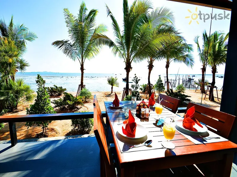 Фото отеля Golden Dragon Beach Pattaya 4* Паттайя Таїланд бари та ресторани