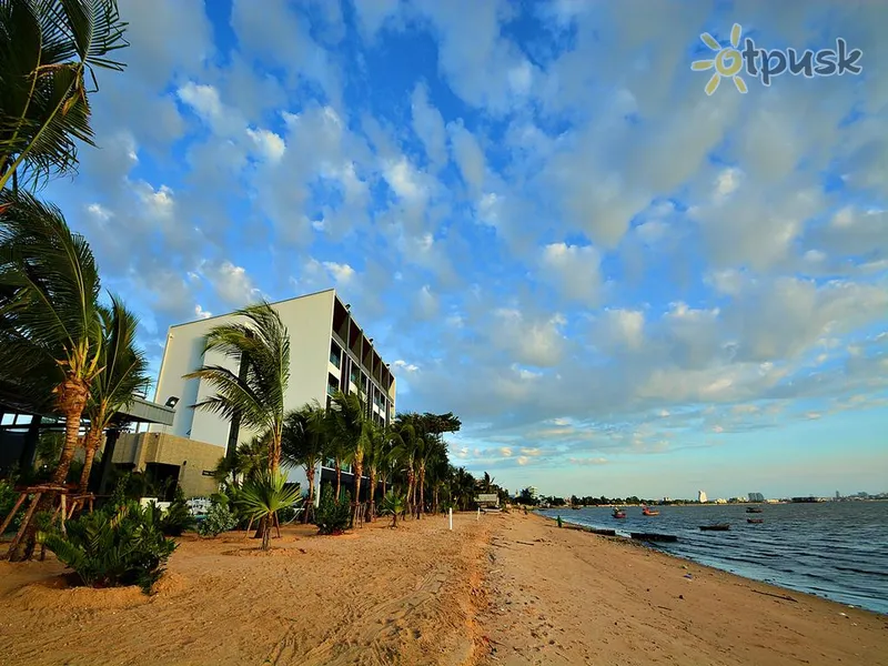 Фото отеля Golden Dragon Beach Pattaya 4* Pataja Taizeme ārpuse un baseini