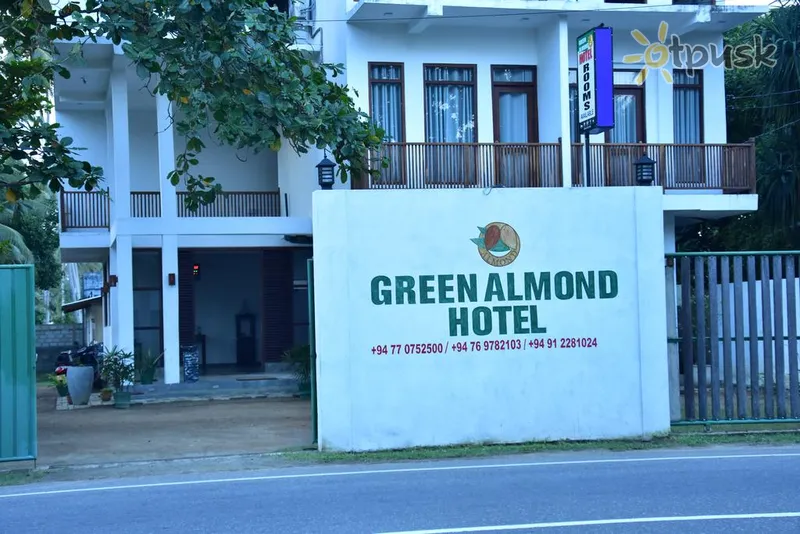 Фото отеля Green Almond Hotel 2* Unavatuna Šrilanka ārpuse un baseini
