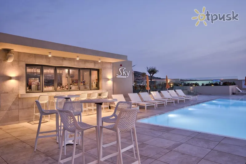 Фото отеля Luna Holiday Complex 3* Мелієха Мальта екстер'єр та басейни