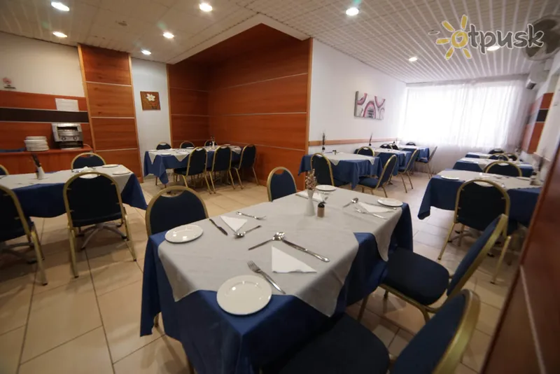 Фото отеля Qawra Point Holiday Complex 3* Аура Мальта бары и рестораны