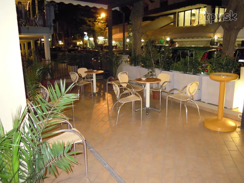 Фото отеля Asso Hotel 3* Rimini Itālija ārpuse un baseini
