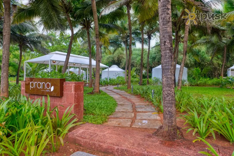 Фото отеля Azaya Beach Resort Goa 5* Южный Гоа Индия экстерьер и бассейны