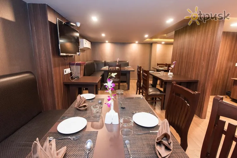Фото отеля Royal Anthurium Hotel 3* Южный Гоа Индия бары и рестораны