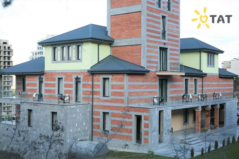 Фото отеля Boutique Biotel Hotel 4* Тбілісі Грузія екстер'єр та басейни