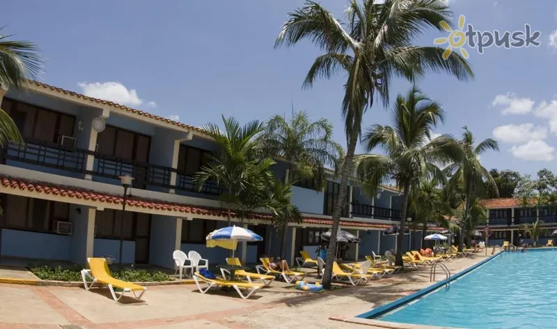 Фото отеля Las Yagrumas 2* Гавана Куба экстерьер и бассейны