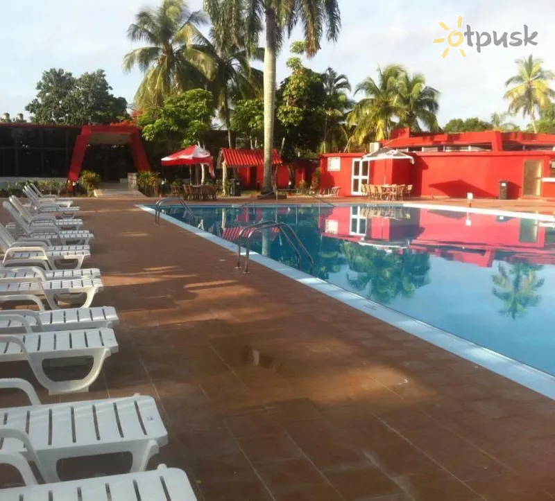 Фото отеля Islazul El Bosque 2* Ольгін Куба екстер'єр та басейни