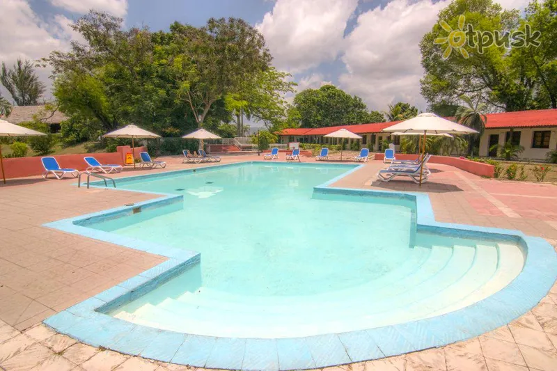 Фото отеля Rancho Club 2* Kubos Santjagas Kuba išorė ir baseinai