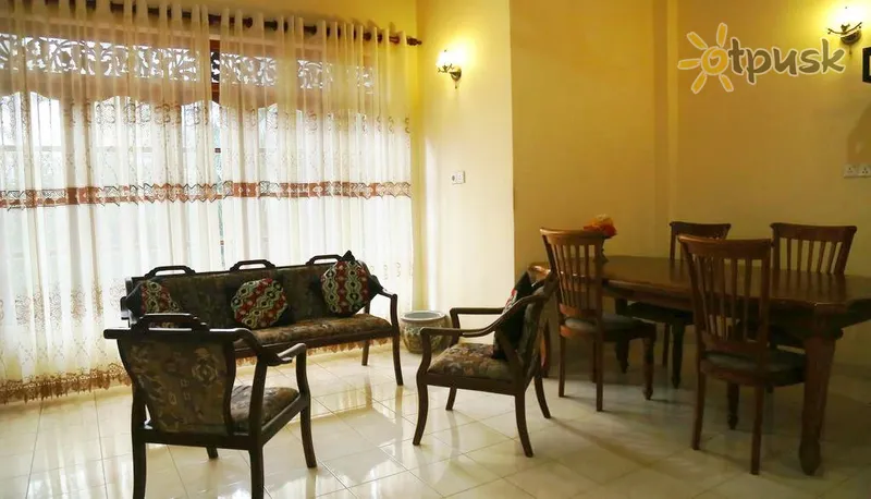 Фото отеля Serenity Villa 2* Hikaduva Šri Lanka fojė ir interjeras