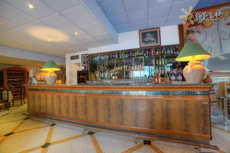 Фото отеля Ambassador Hotel 3* Буджибба Мальта бари та ресторани