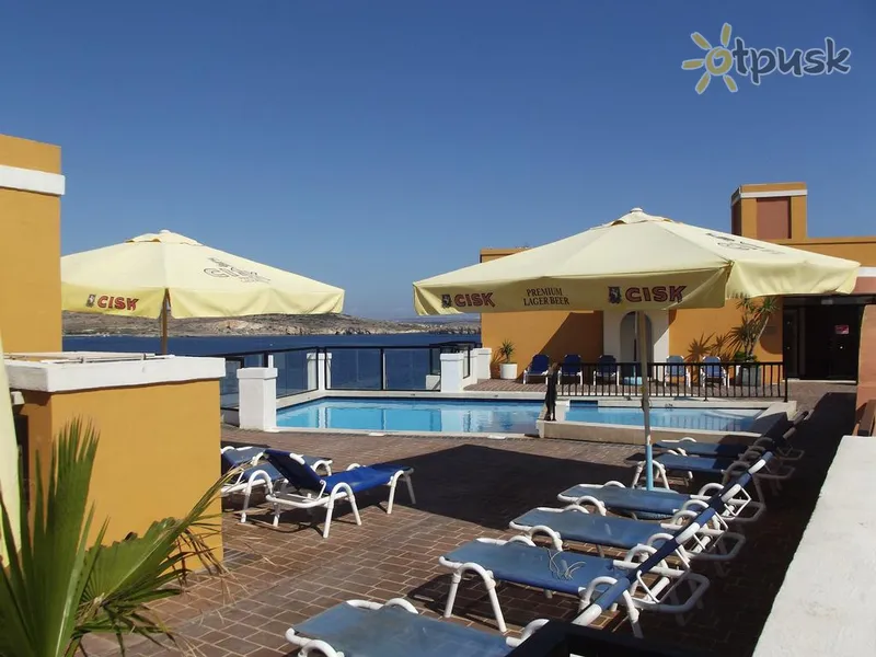 Фото отеля Sunseeker Holiday Complex 3* Bugibba Malta ārpuse un baseini