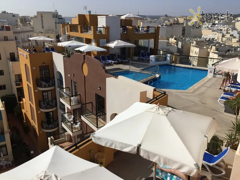 Фото отеля Sunseeker Holiday Complex 3* Bugibba Malta išorė ir baseinai
