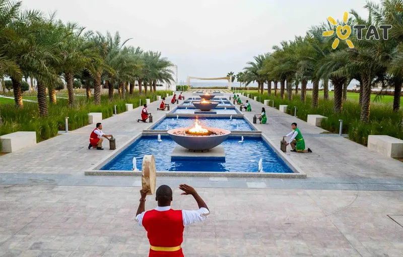 Фото отеля Intercontinental Fujairah Resort 5* Фуджейра ОАЭ экстерьер и бассейны