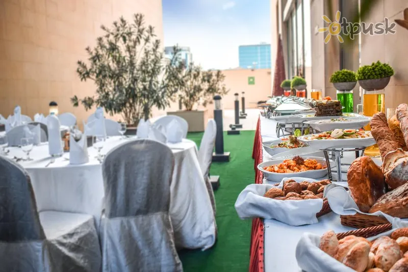 Фото отеля Sapphire Plaza Hotel 4* Доха Катар бари та ресторани