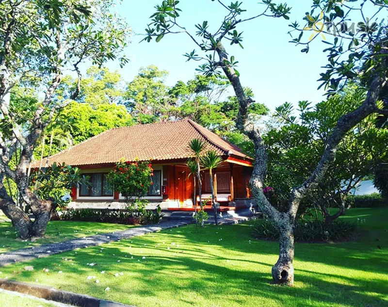 Фото отеля Inna Bali Beach Resort 4* Санур (о. Бали) Индонезия экстерьер и бассейны
