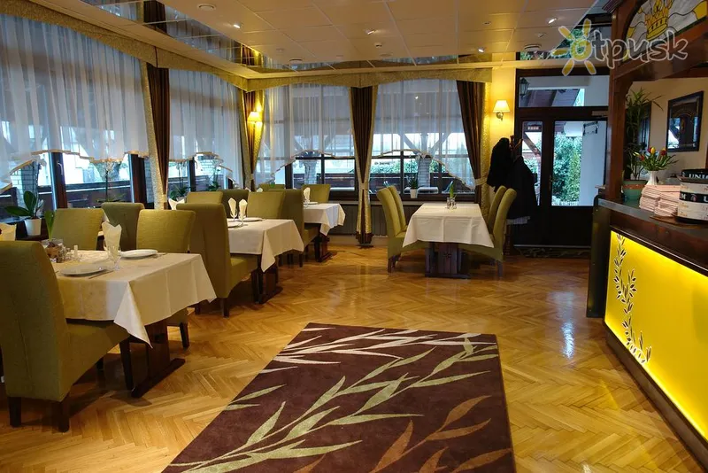 Фото отеля Korona Pension & Restaurant 3* Heviz Ungārija bāri un restorāni