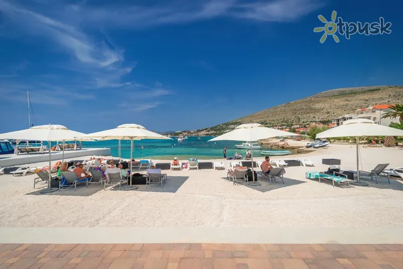 Фото отеля Baotic Apartments 5* Trogira Horvātija pludmale