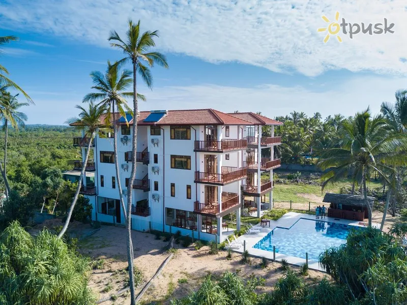 Фото отеля Ananya Beach Resort 4* Тангалле Шрі Ланка екстер'єр та басейни