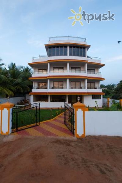Фото отеля Tridiva Morjim 2* Северный Гоа Индия экстерьер и бассейны