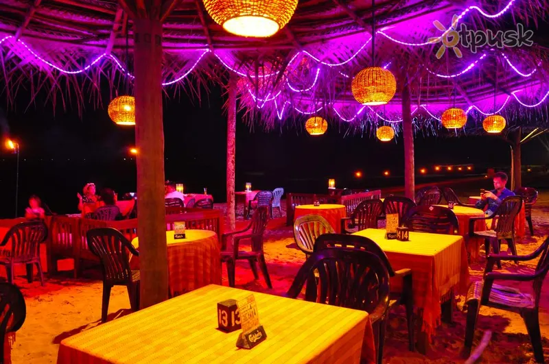 Фото отеля Blue Note Hotel 2* Хиккадува Шри-Ланка бары и рестораны