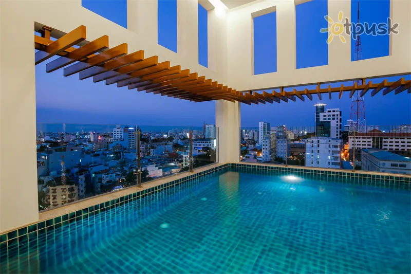 Фото отеля Muong Thanh Saigon Centre Hotel 4* Хошимін В'єтнам екстер'єр та басейни