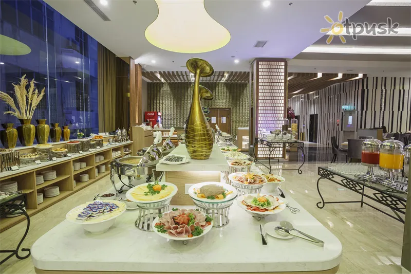 Фото отеля Muong Thanh Saigon Centre Hotel 4* Хошимін В'єтнам бари та ресторани