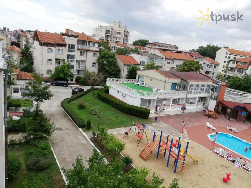 Фото отеля Bravo 1-Vichevi Apartments 3* Солнечный берег Болгария экстерьер и бассейны