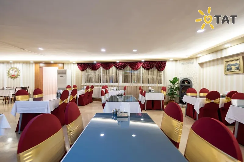 Фото отеля Dinar Hotel 3* Стамбул Туреччина бари та ресторани