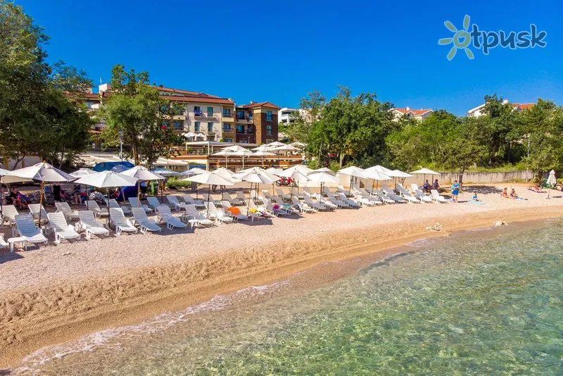 Фото отеля Blue Waves Resort 4* о. Крк Хорватія пляж