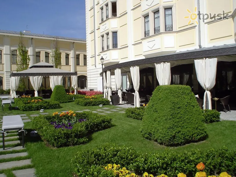 Фото отеля Grand Visconti Palace Hotel 4* Милан Италия экстерьер и бассейны