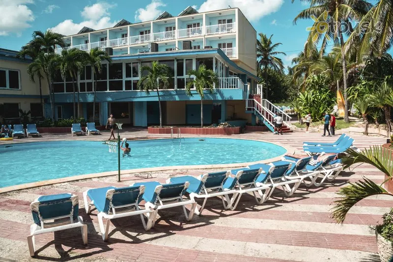 Фото отеля Atlantico Hotel 3* Гавана Куба экстерьер и бассейны