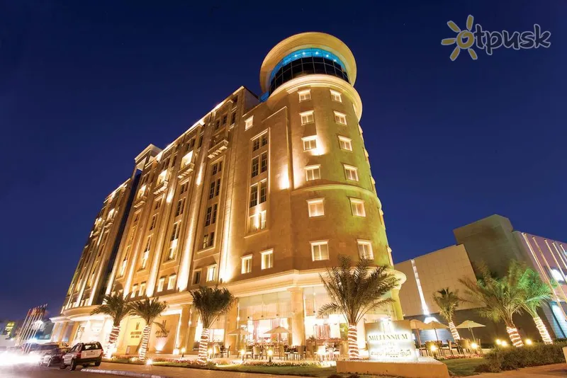 Фото отеля Millennium Hotel Doha 5* Доха Катар экстерьер и бассейны